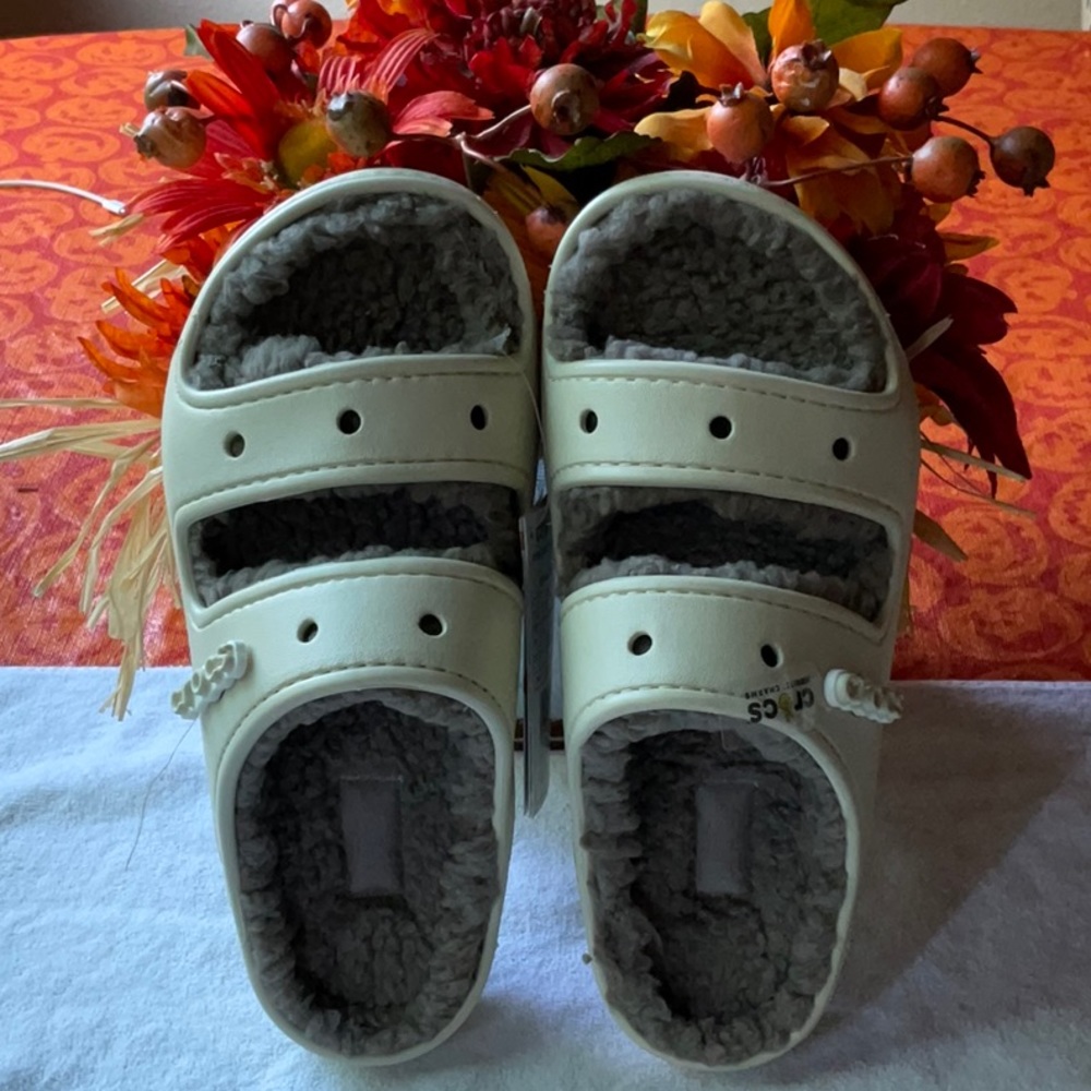 🐊 CROCS CLASSIC COZZZY  SANDALS 🐊 NWT 🐊 - Picture 11 of 16
